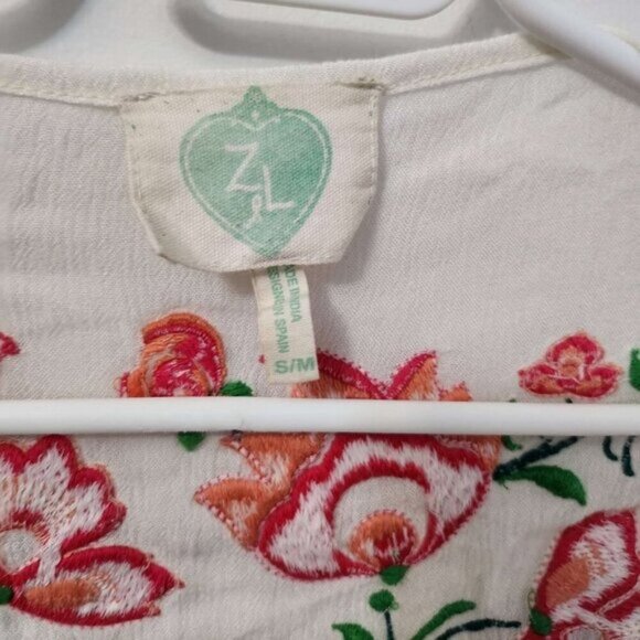 Z&L Europe Kimono Robe Embroidered Floral Duster Size Medium b56 - Picture 5 of 11